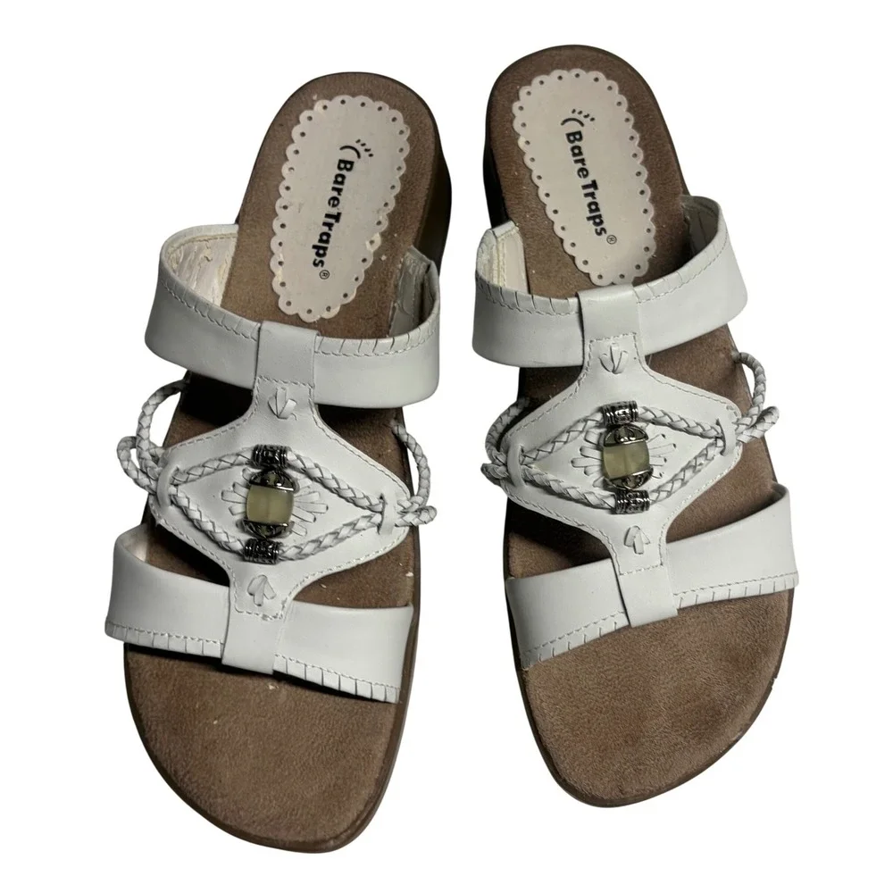 BareTraps Olinda White Leather Slide Sandals Size 9M Peeling inside Straps As Is